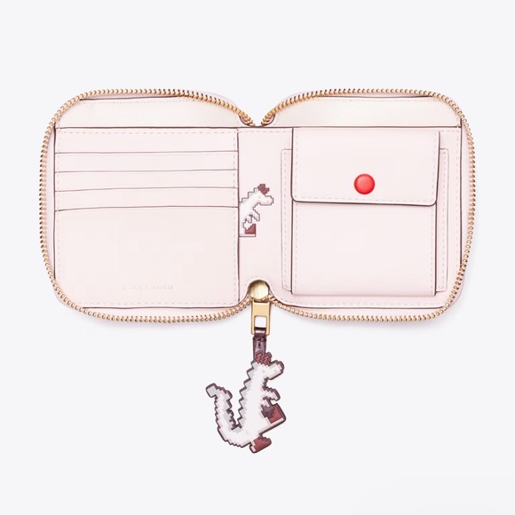Limited Edition Tory Burch Year of the Dragon wallet in Delicate Pink NWT - Picture 3 of 4